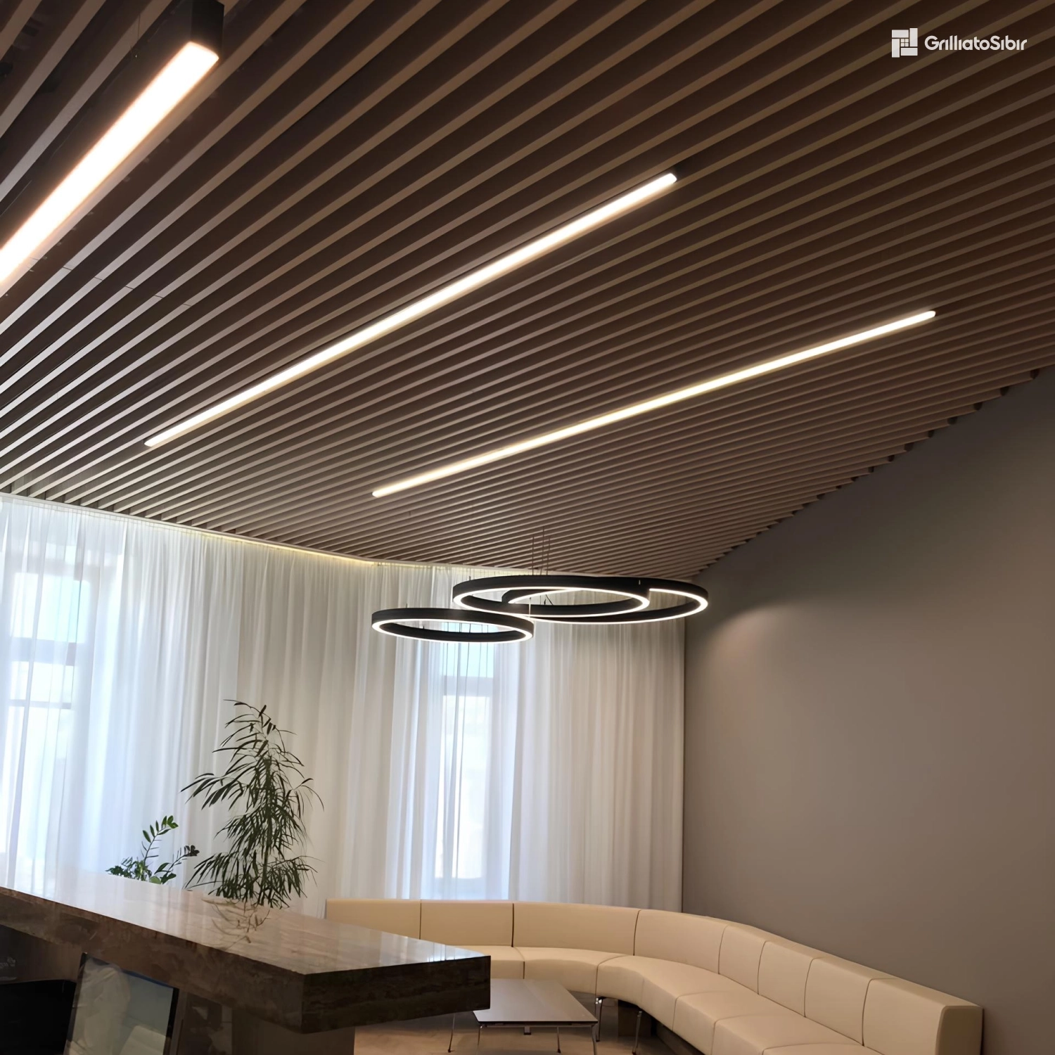 Кубообразный потолок Мультикуб 30/80 в цвете под дерево в офисе